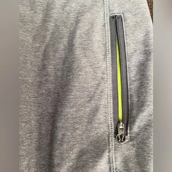 LULULEMON PASSION CROP CROPS II HEATHERED SLATE HSL LUXTREME 17” W6E01S SZ 4 - Picture 6 of 11